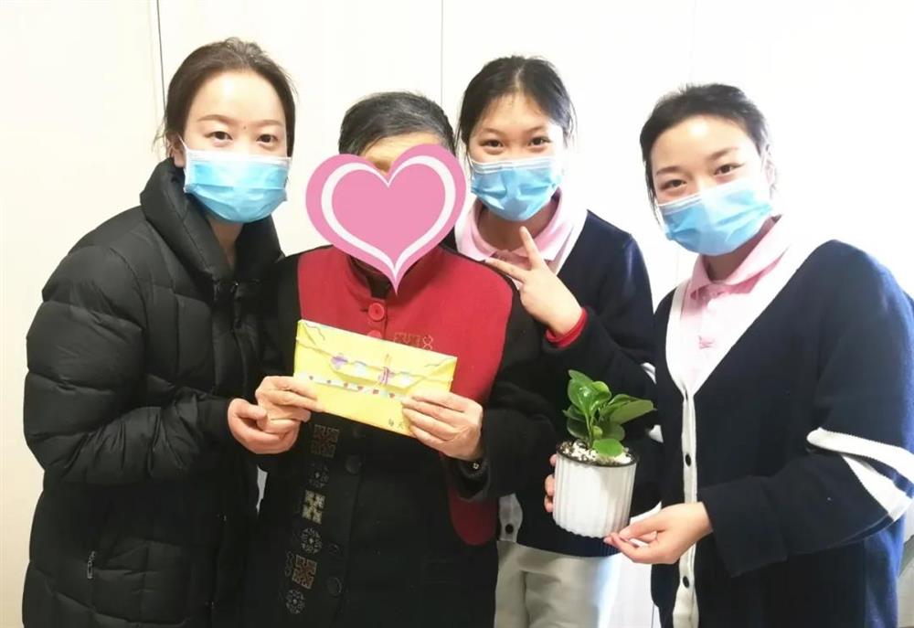 花已盛放,一切安好!成都养老院