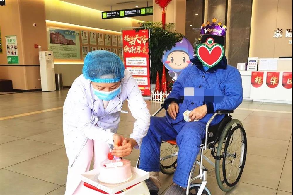 致敬最美逆行——奋战“疫”线 ,用行动诠释担当!