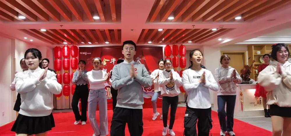 成都养老院文艺表演