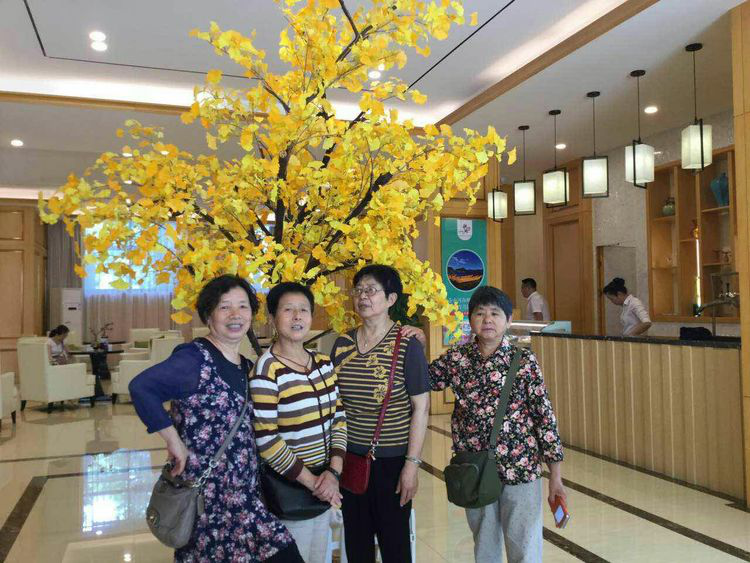 亲睦家大厅合影