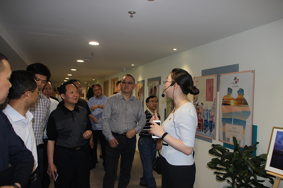 亲睦家费经理想领导介绍亲睦家