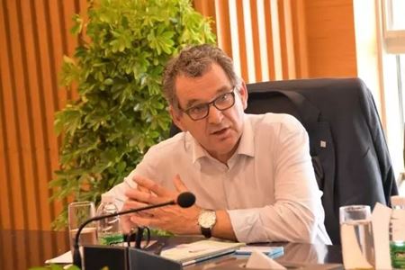 分类图片 亲睦家携手荷兰南方专家交流中心，助力推进亲睦家养老产业发展