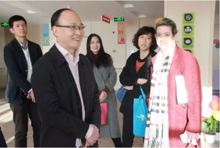 分类图片 亲睦家·老年医院频引驻足称赞，未来任重道远！