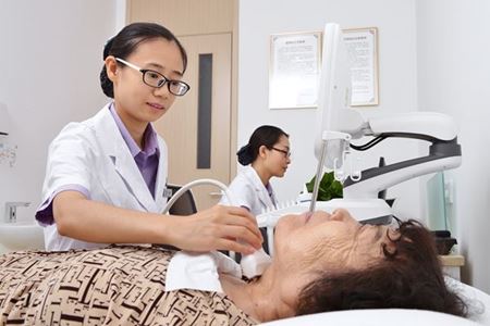 分类图片 成都亲睦家养老：医养结合又迎新政策