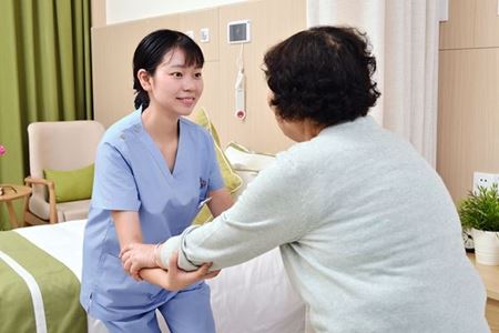 分类图片 成都养老院亲睦家让大家不在对养老院“敬而远之”