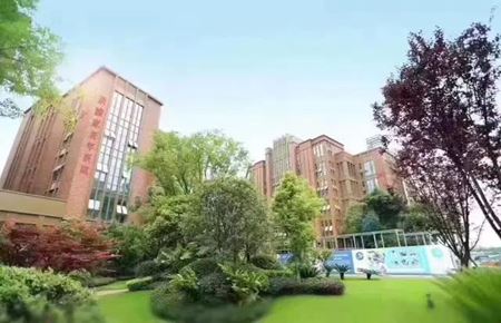 分类图片 亲睦家隆重亮相第二届“医疗+养老”新模式