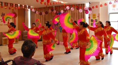 分类图片 亲睦家双亲节：爱心满满，感恩母亲