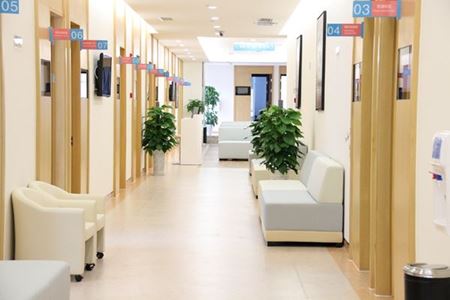 分类图片 世界人口日：传承生命关注老年人健康 成都养老院亲睦家在行动