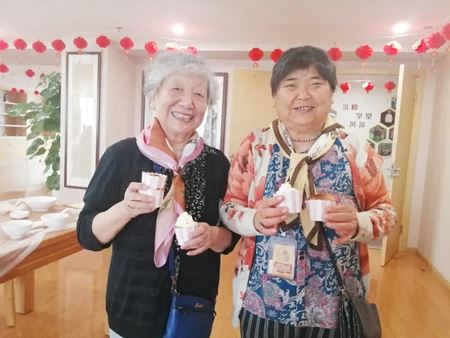 分类图片 【成都养老院欢度六一】 “童”真的世界，如此多彩